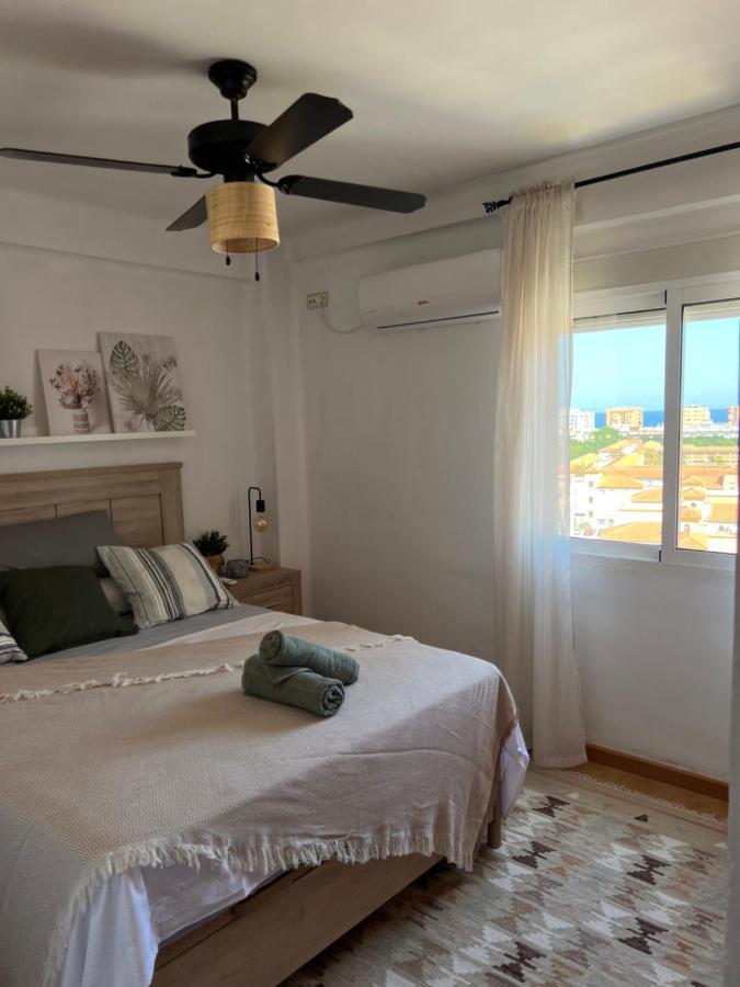 3 Bedrooms Apt With The Sea View Málaga Exteriör bild